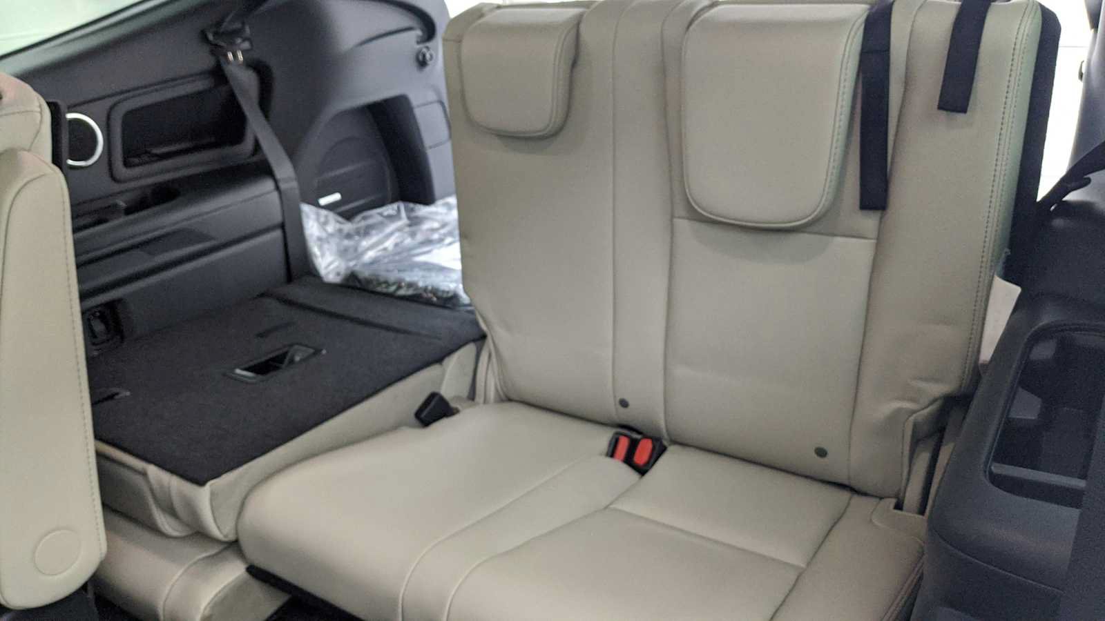 New 2026 Subaru Ascent Limited AWD/4WD image 25