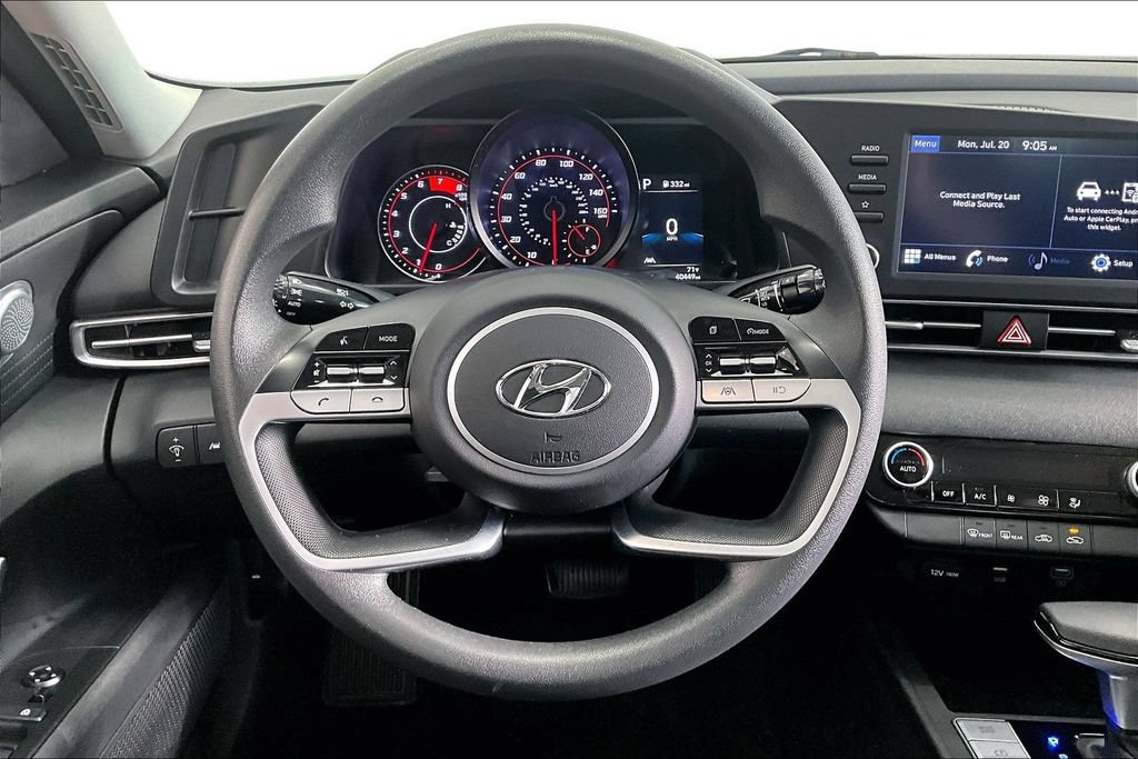 Certified 2021 Hyundai Elantra SEL FWD image 5