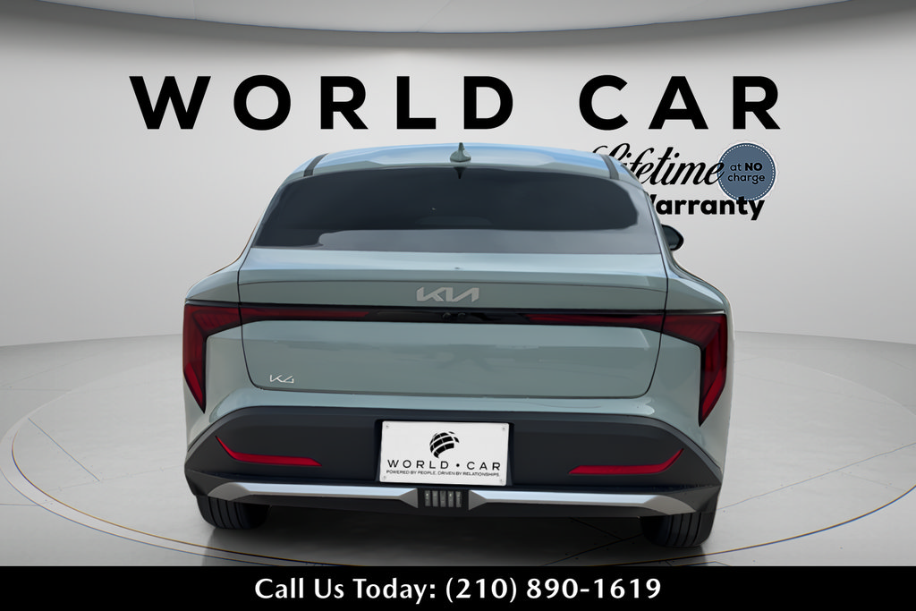 New 2026 Kia K4 FWD image 4