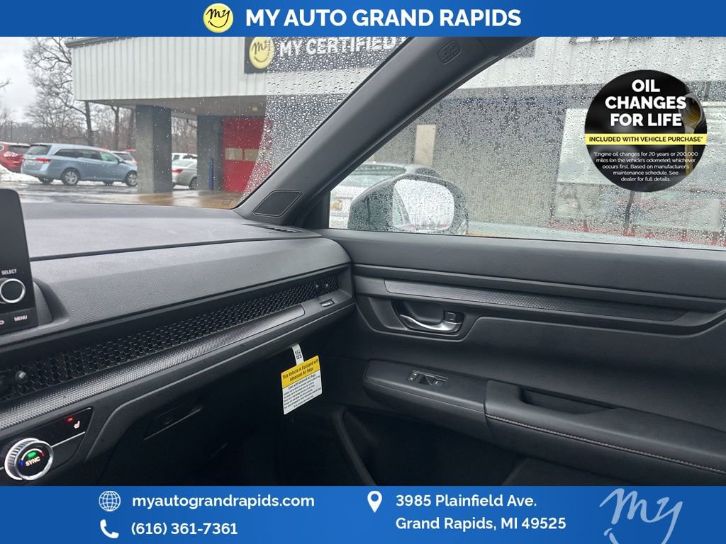 Used 2023 Honda CR-V Sport image 14