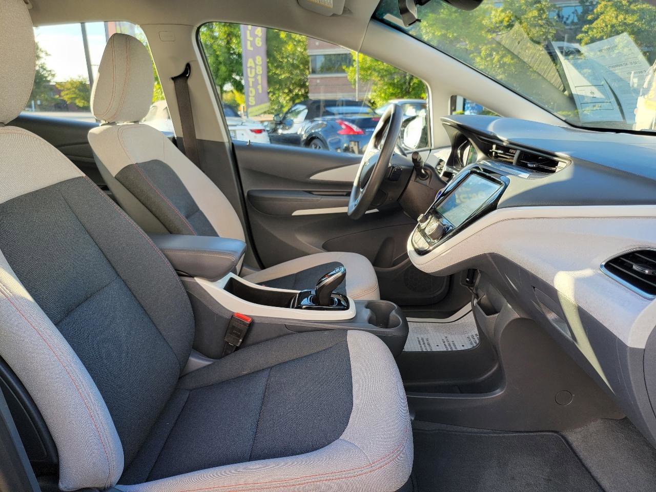 Used 2019 Chevrolet Bolt LT FWD image 28