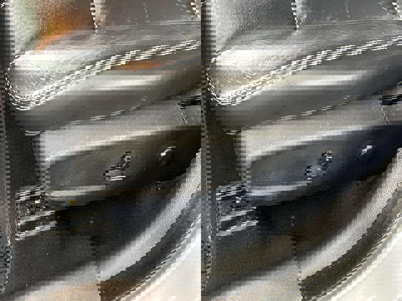 Used 2023 Chrysler 300 S image 20