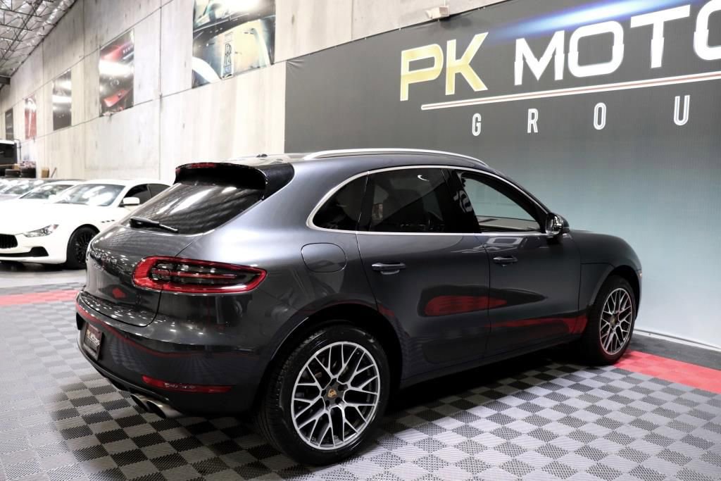 Used 2017 Porsche Macan S image 9