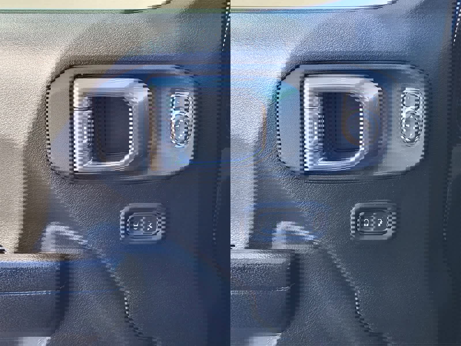 Used 2022 Jeep Gladiator Mojave image 15