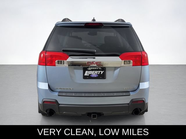 Used 2015 GMC Terrain SLE w/ Convenience Package AWD/4WD image 4