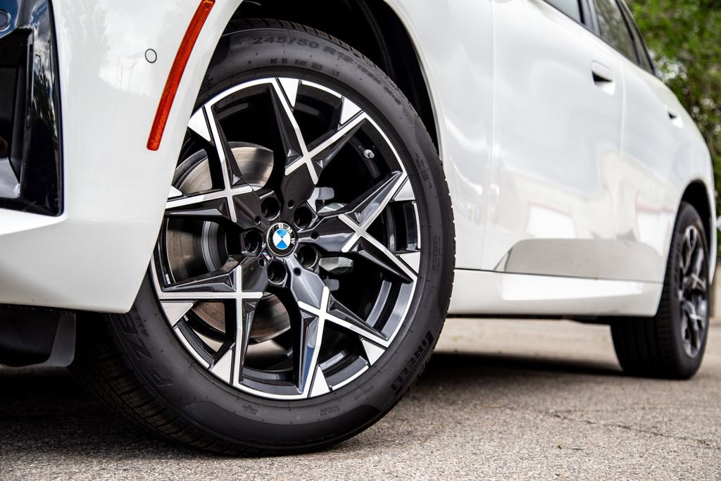 New 2026 BMW X3 xDrive30 w/ Premium Package AWD/4WD image 9