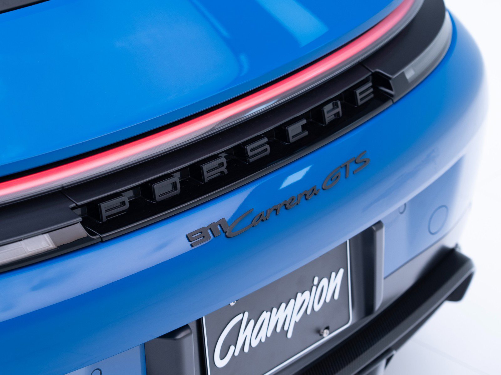 Certified 2025 Porsche 911 Carrera 4 GTS AWD/4WD image 14