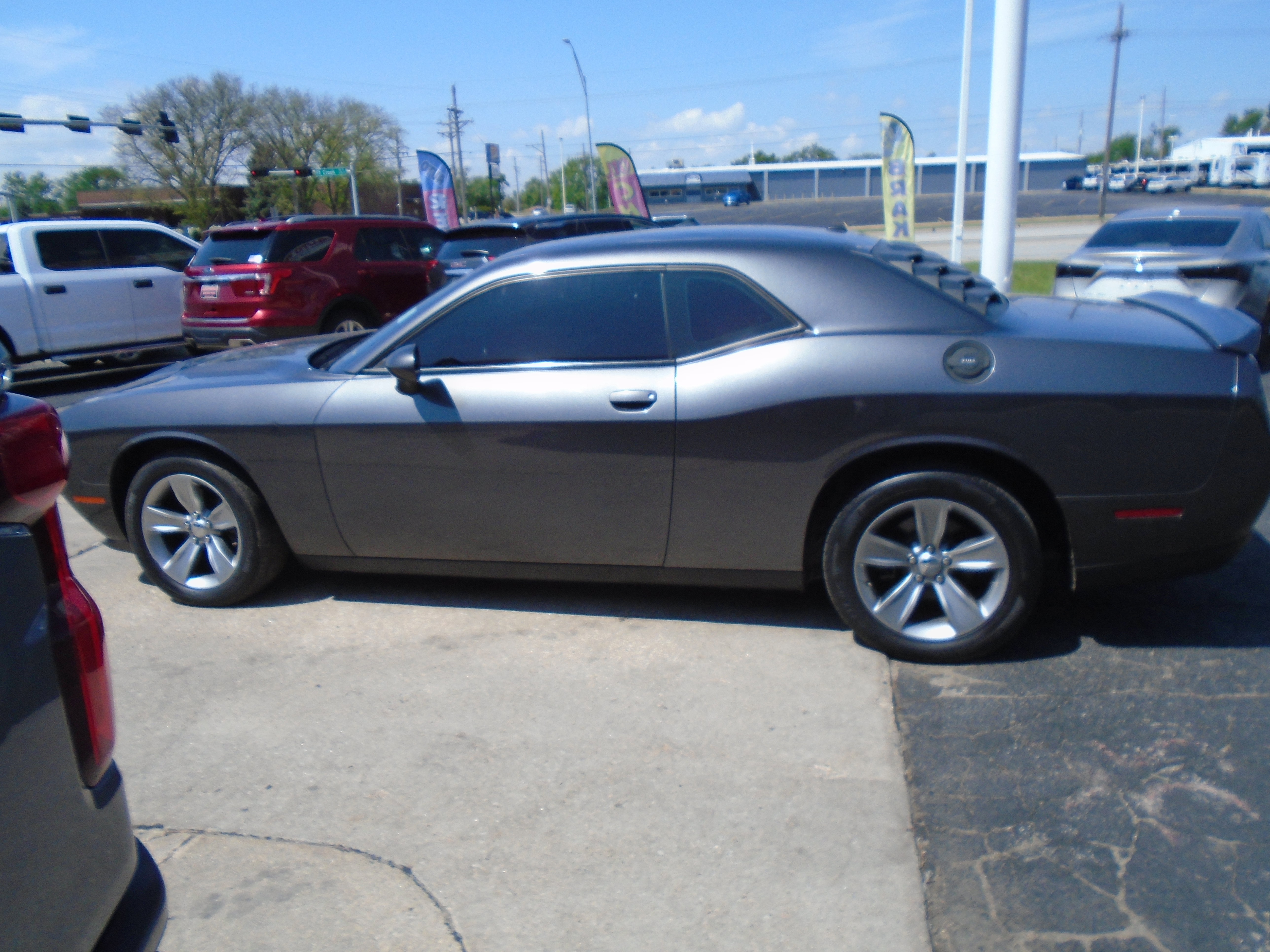 Used 2019 Dodge Challenger SXT w/ Cold Weather Group RWD image 5