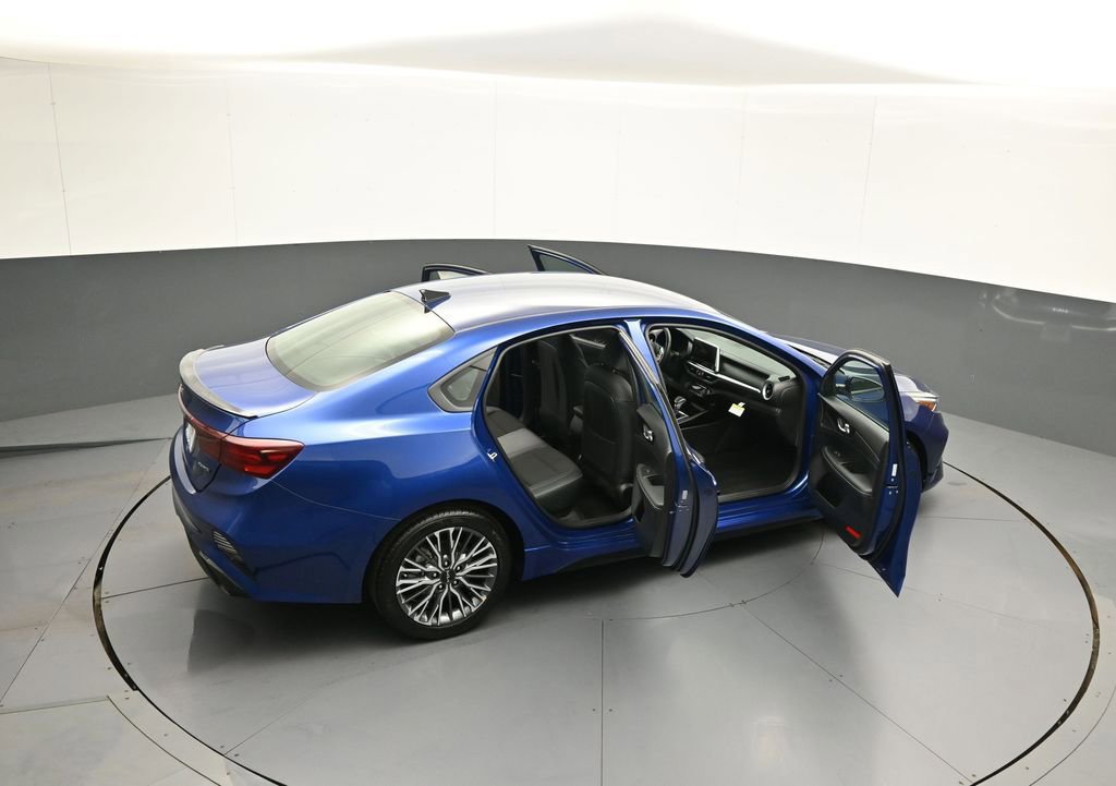 Certified 2024 Kia Forte GT-Line FWD image 43