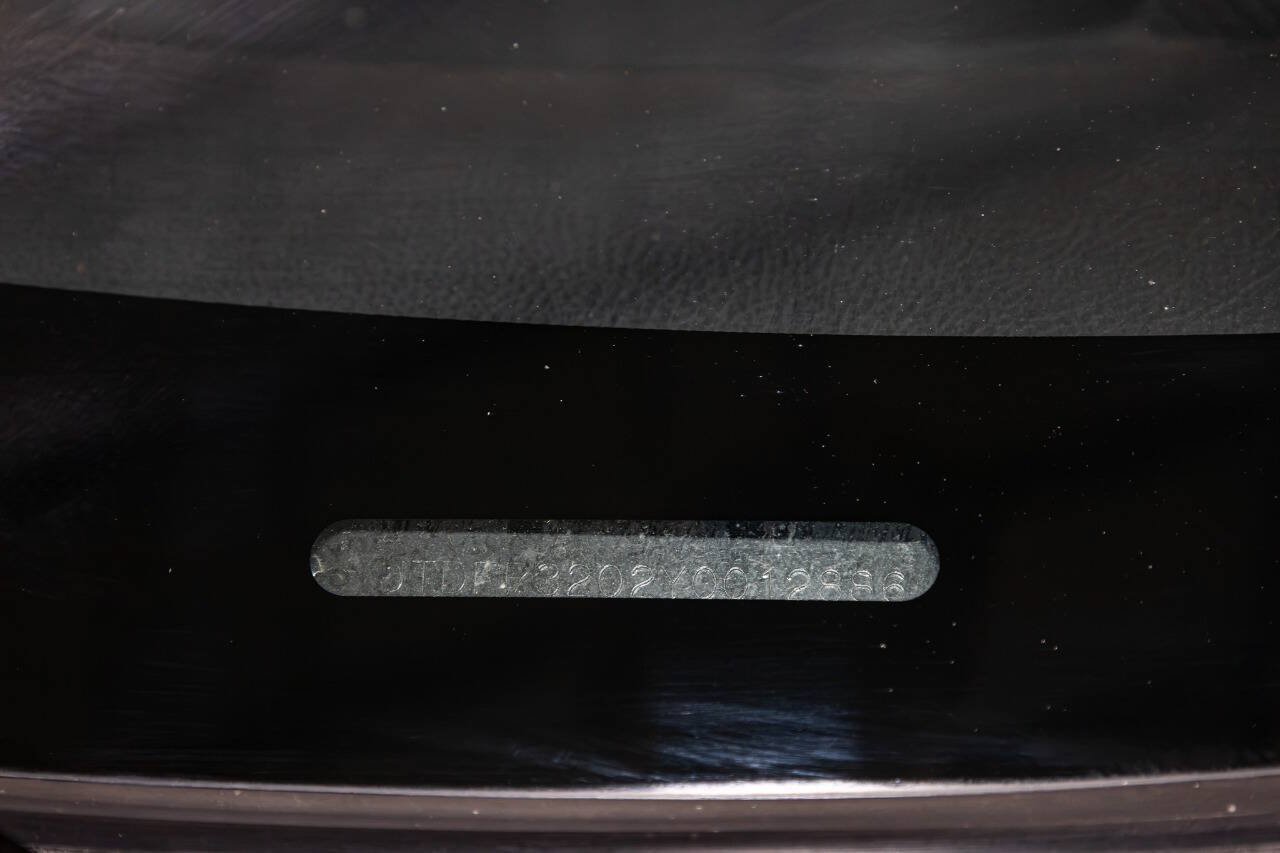 Used 2000 Toyota MR2 RWD image 16