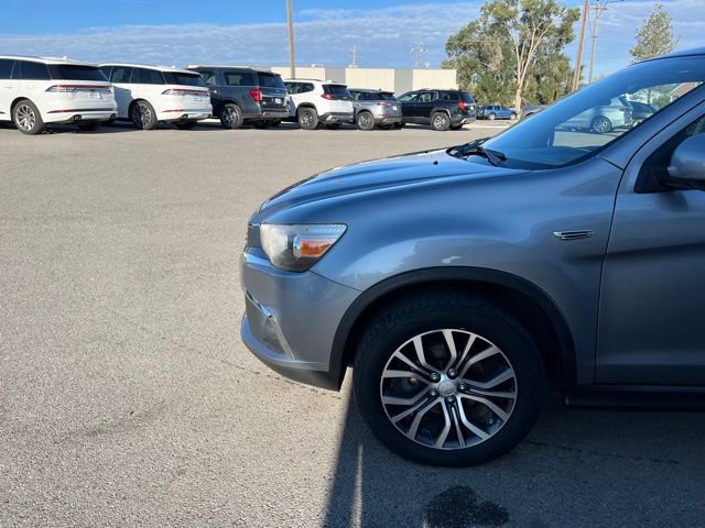 Used 2016 Mitsubishi Outlander Sport ES FWD image 5