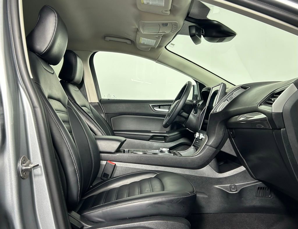 Used 2024 Ford Edge SEL image 10