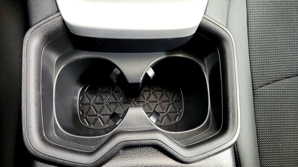 Used 2021 Toyota RAV4 LE w/ Carpet Mat Package (TMS) AWD/4WD image 34