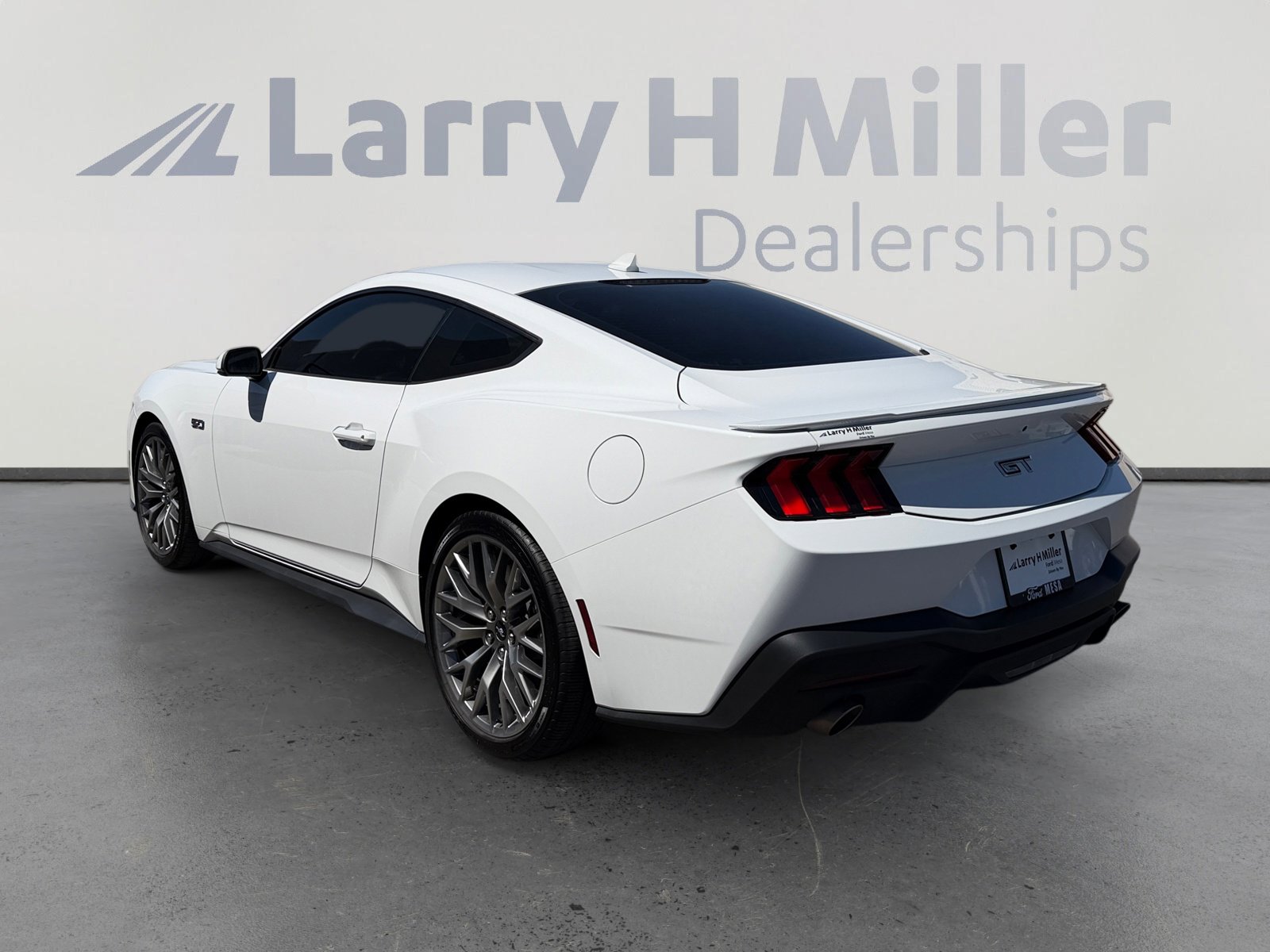 Certified 2024 Ford Mustang GT Premium RWD image 3