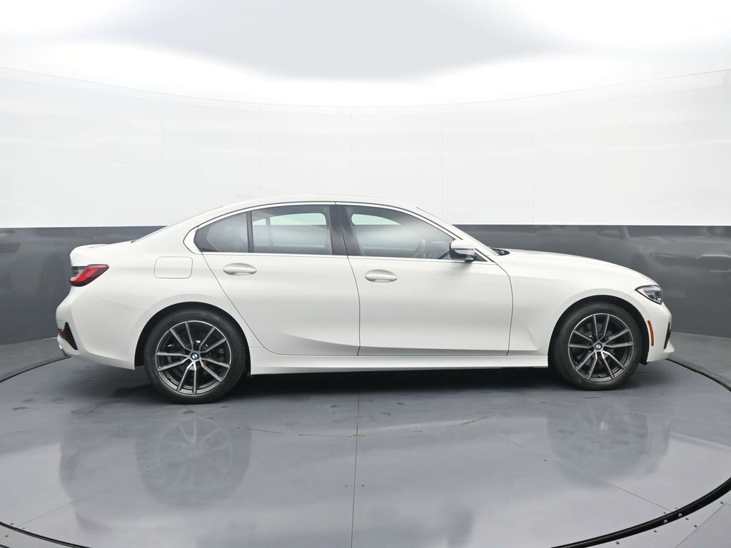 Used 2021 BMW 330i xDrive Sedan w/ Convenience Package image 8