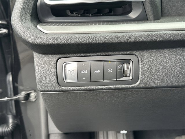 New 2025 Chevrolet Traverse LT w/ Driver Confidence Package image 16