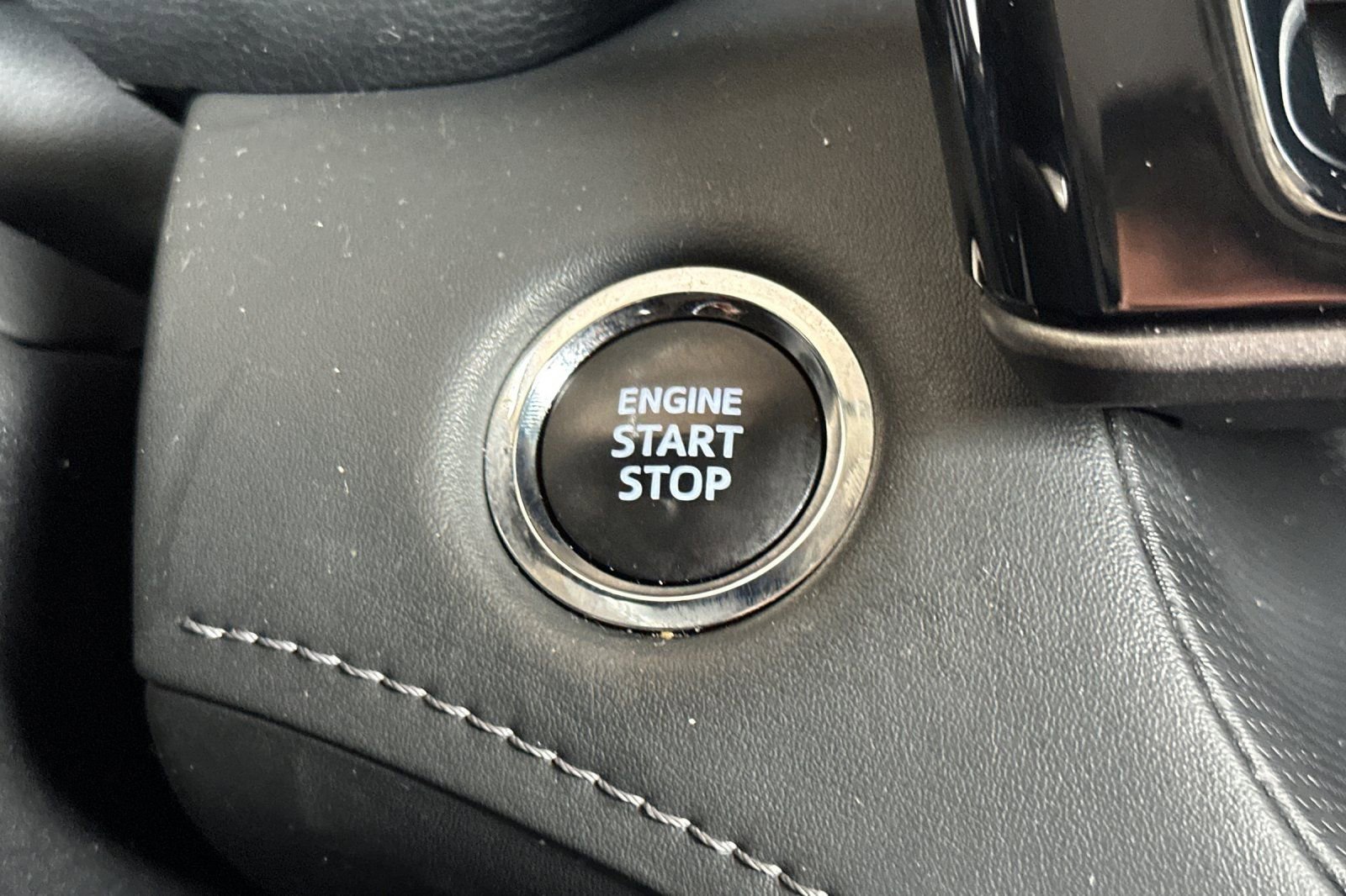 Used 2023 Toyota Highlander Limited image 27