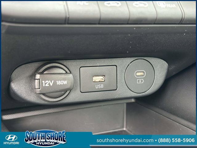 Certified 2025 Hyundai Elantra SE image 31