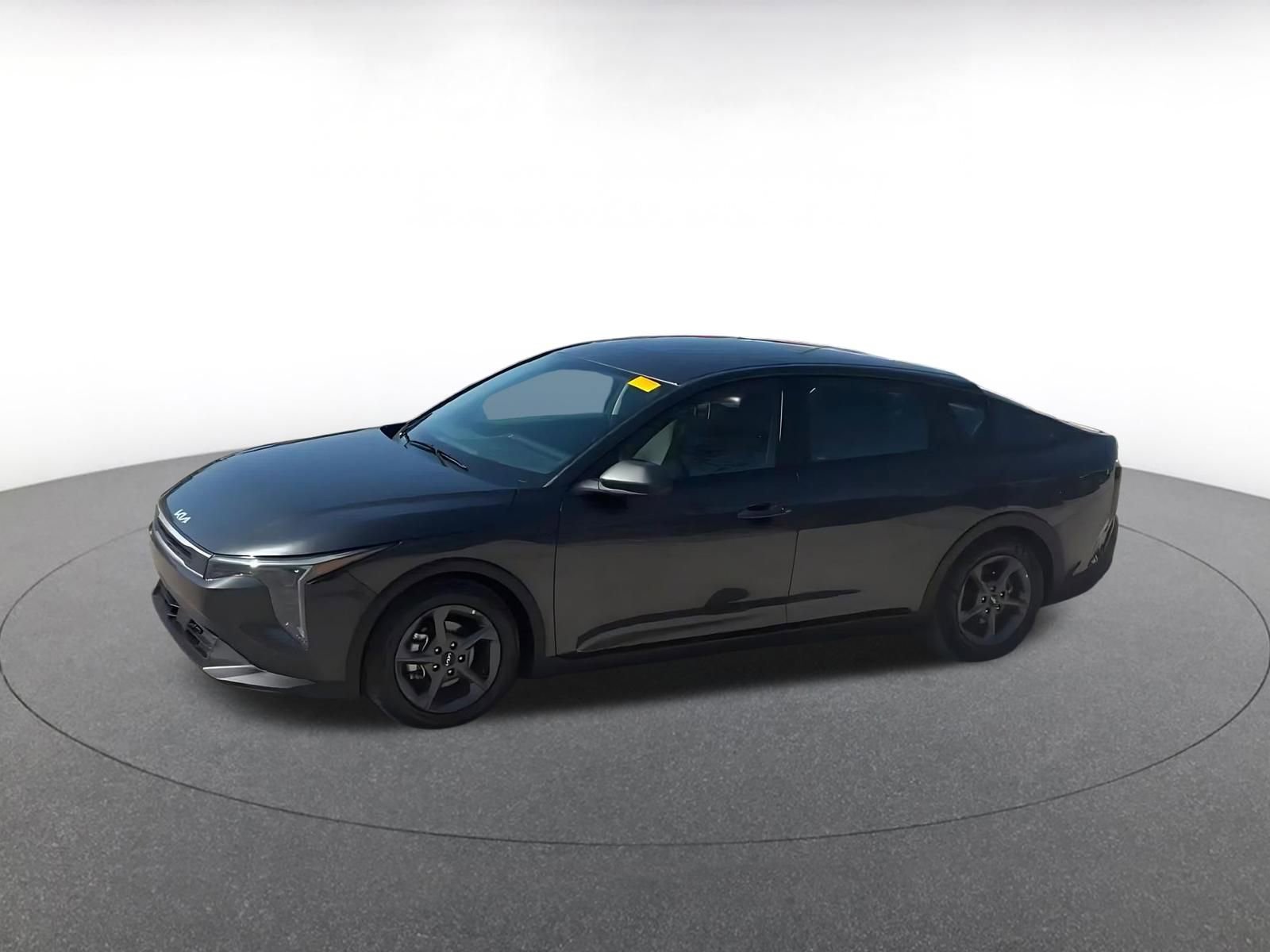 Used 2025 Kia K4 LXS image 7