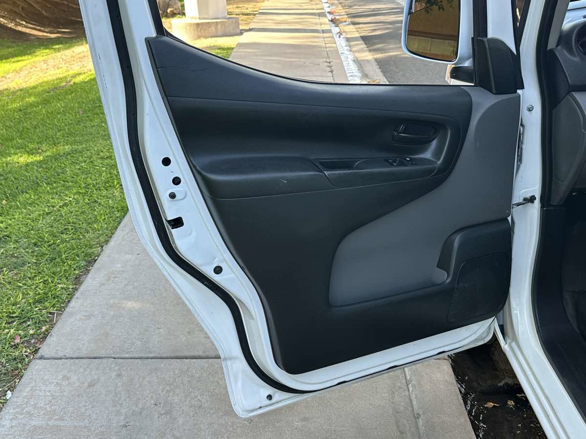 Used 2015 Chevrolet City Express LT w/ Technology Package FWD image 37