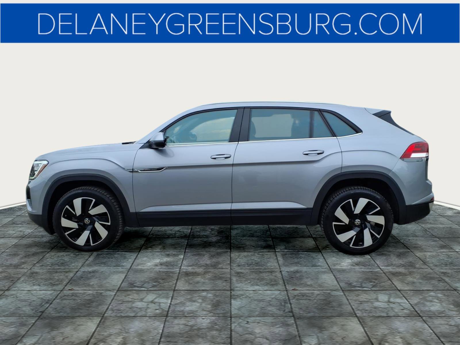 Used 2024 Volkswagen Atlas Cross Sport SE image 7