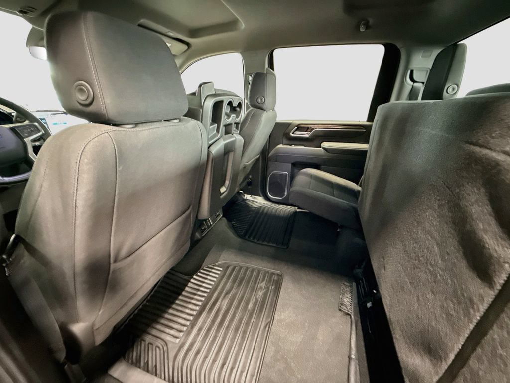 Used 2025 Chevrolet Silverado 2500 LT w/ Convenience Package AWD/4WD image 24