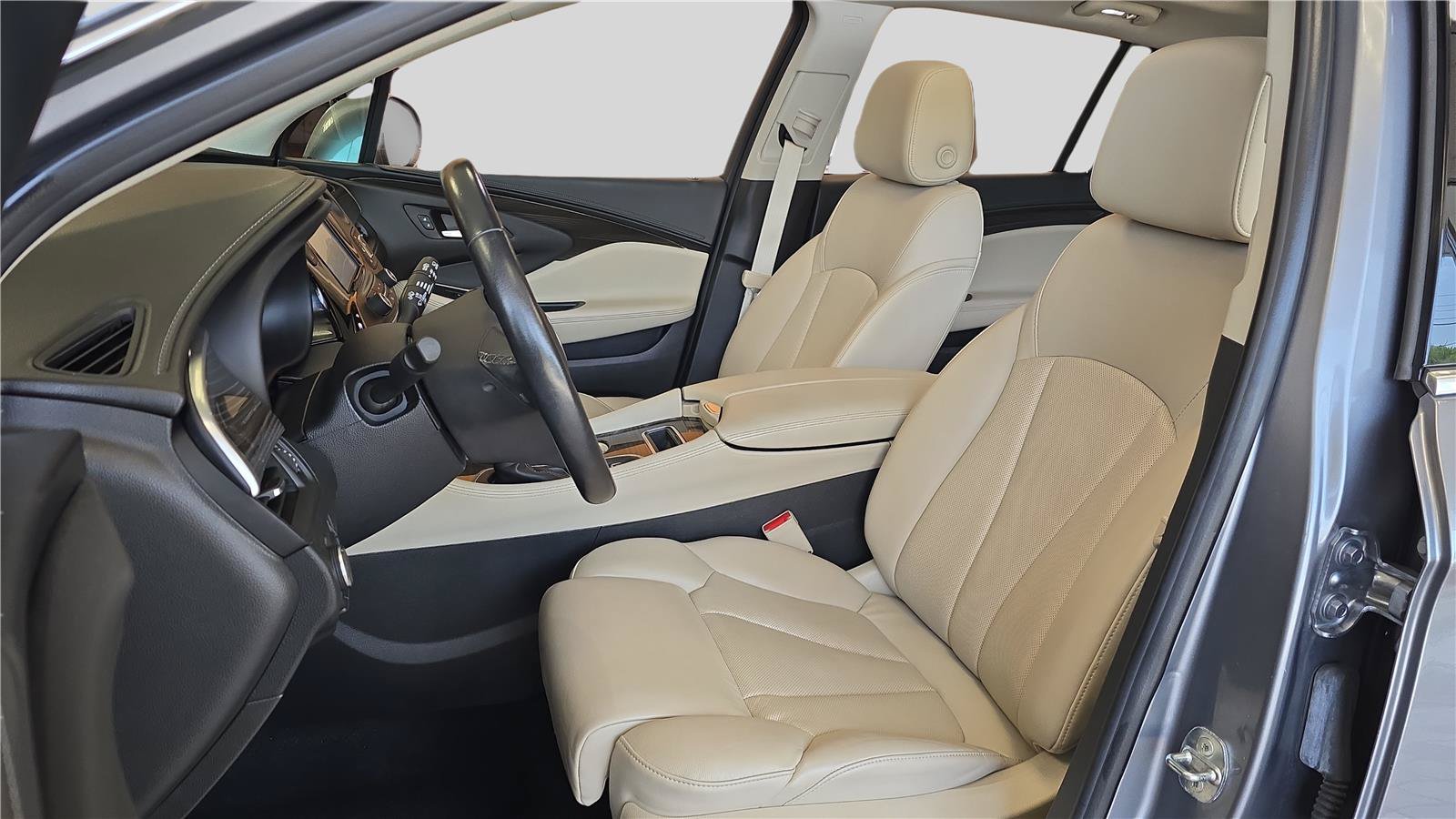 Used 2020 Buick Envision Premium w/ Driver Confidence Package AWD/4WD image 11