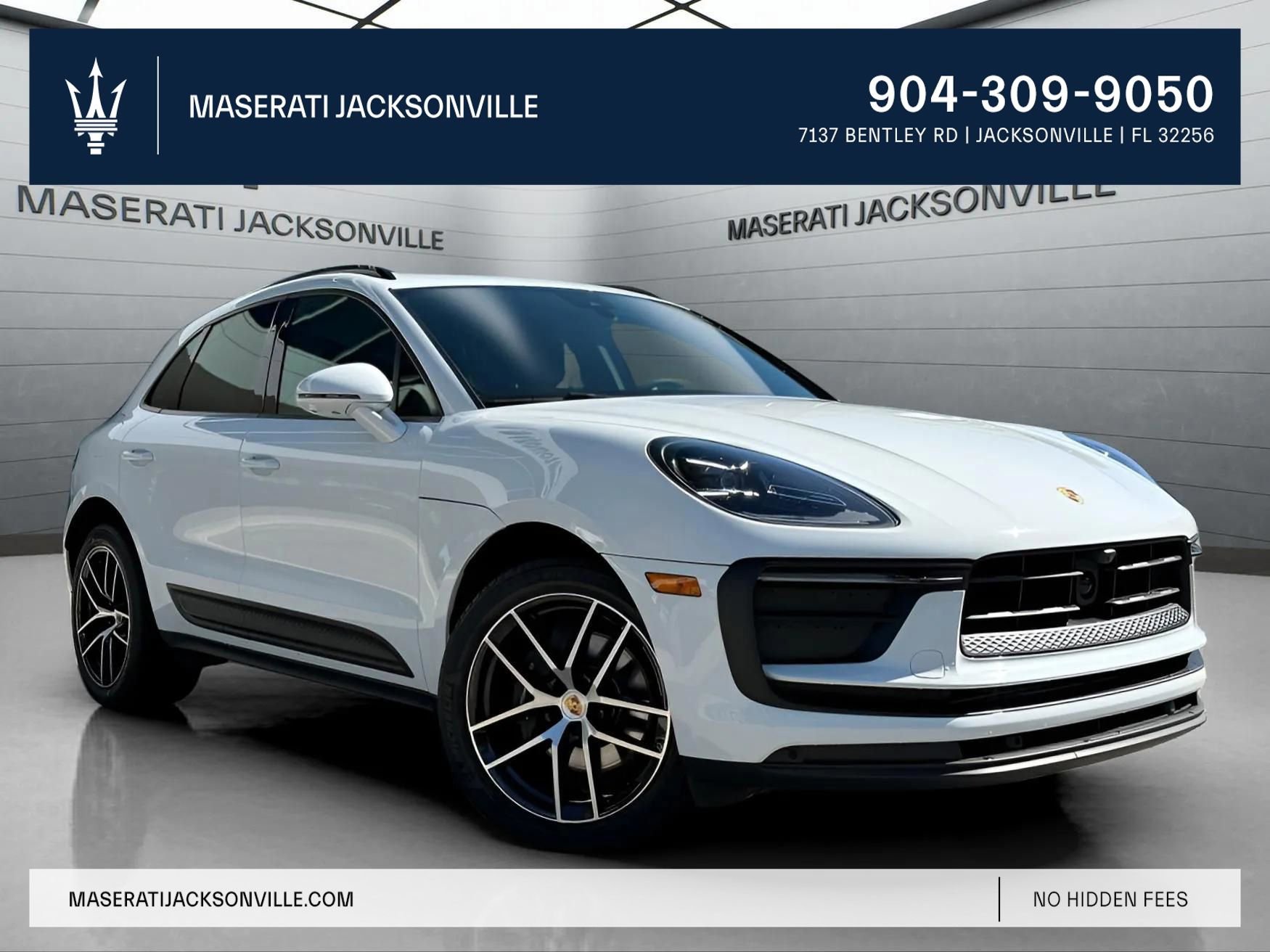 Used 2024 Porsche Macan image 1