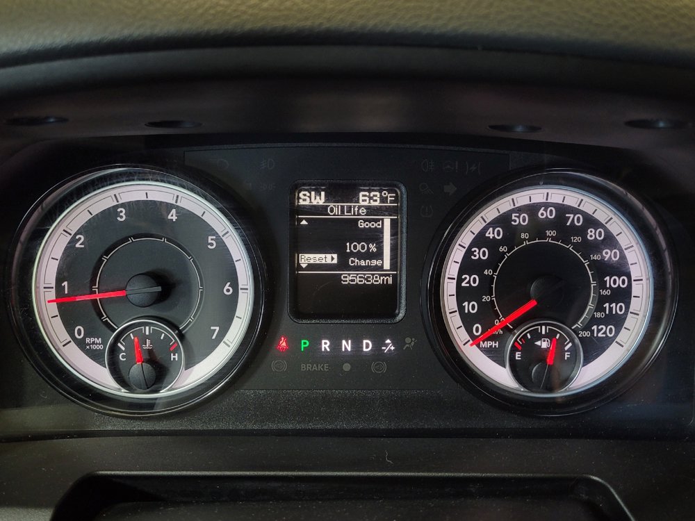 Used 2018 RAM 1500 Express w/ Express Value Package AWD/4WD image 23