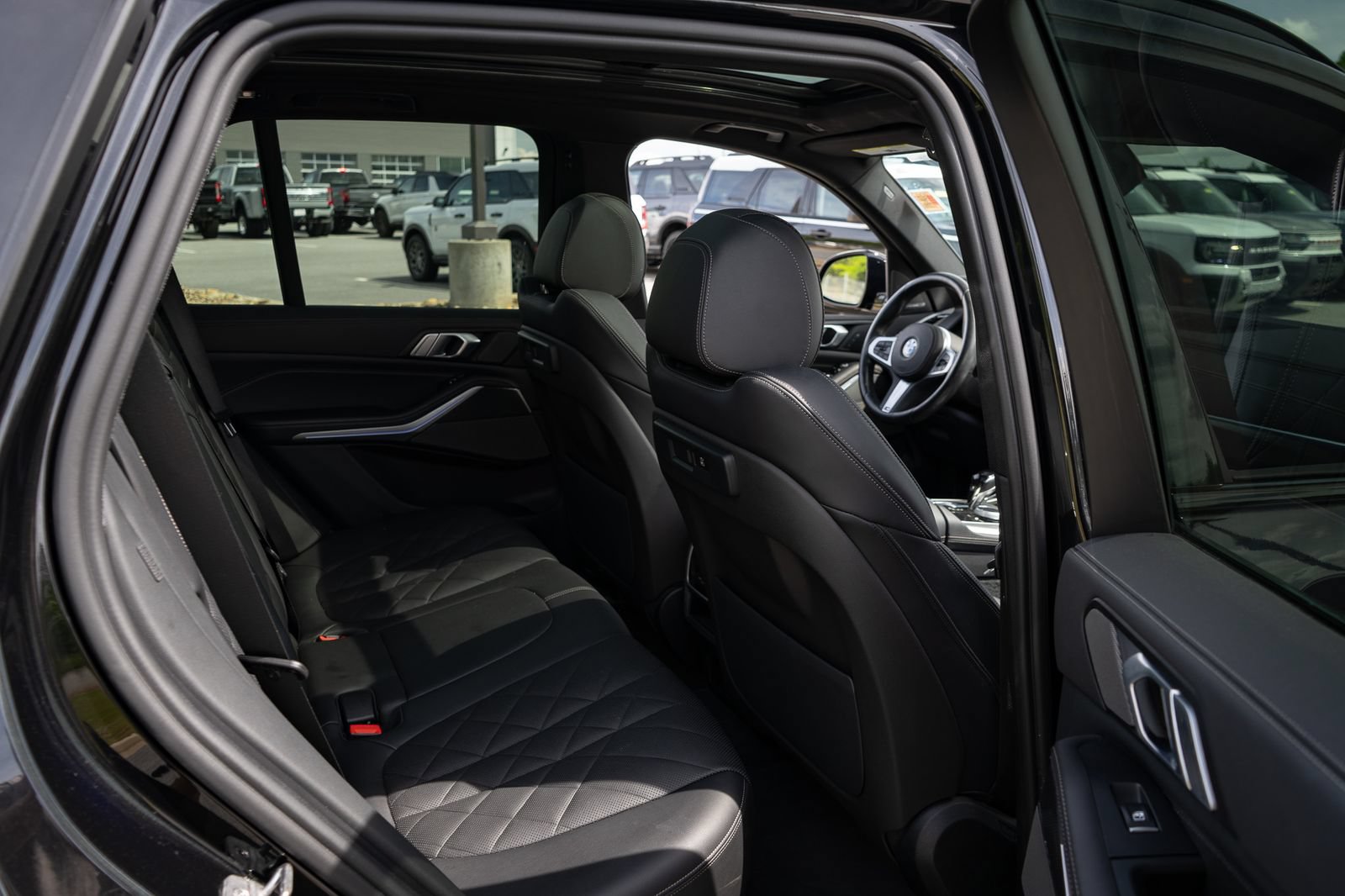 Used 2023 BMW X5 sDrive40i w/ M Sport Package RWD image 21
