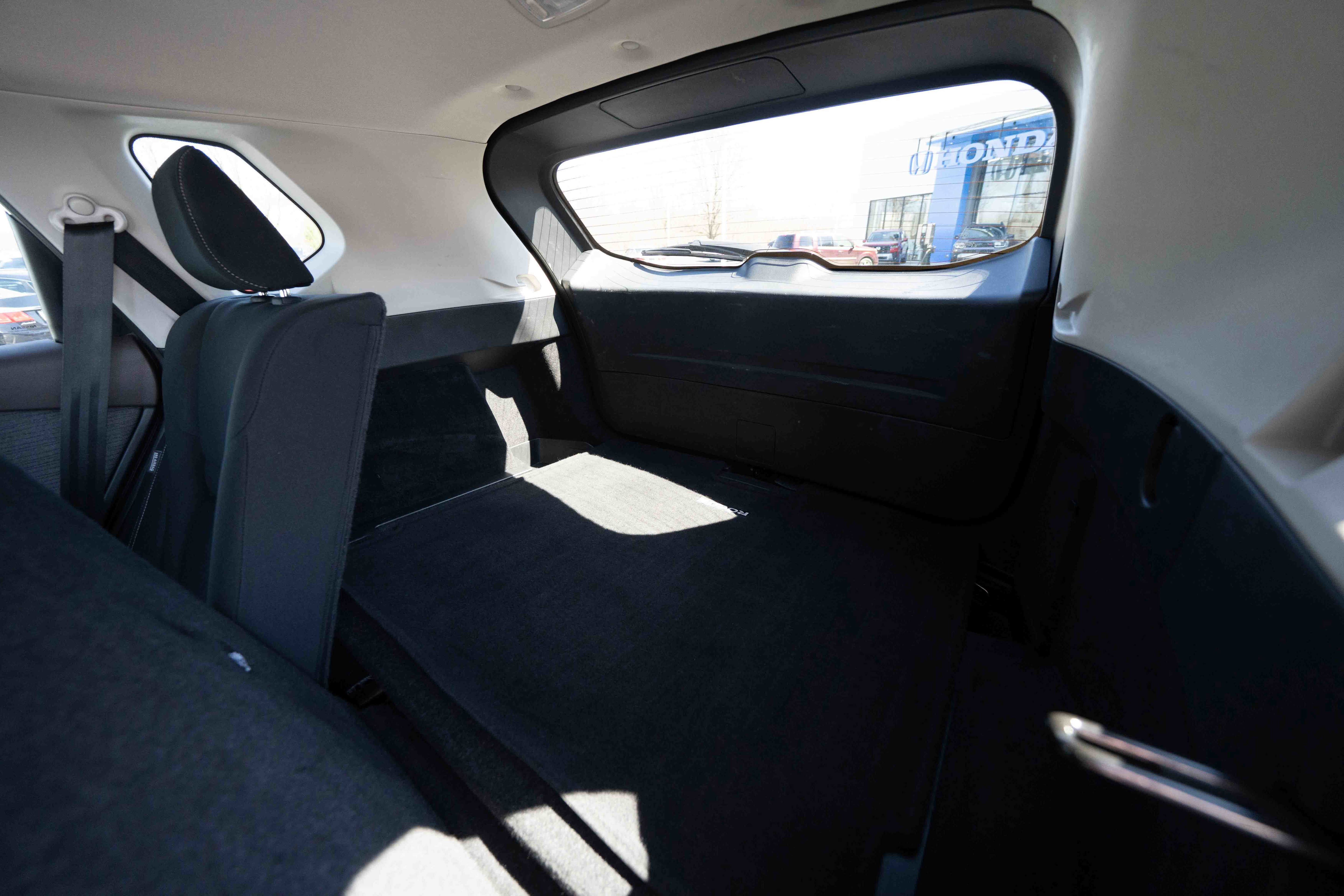 Used 2023 Nissan Rogue S FWD image 24