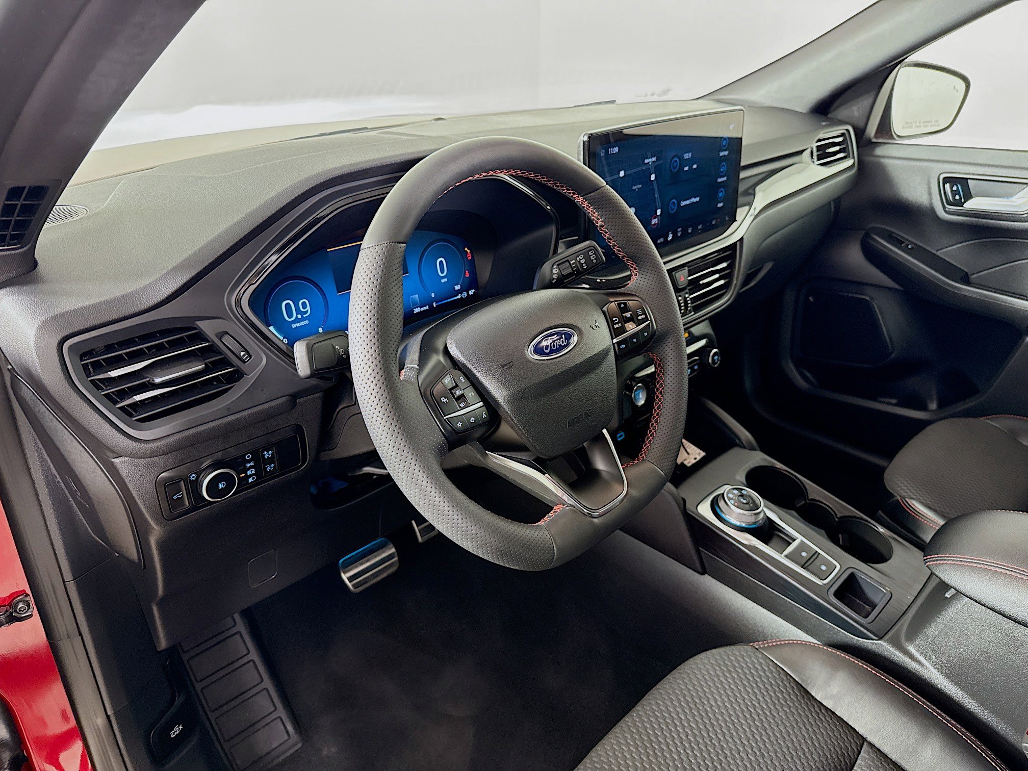 Used 2023 Ford Escape ST-Line Elite image 8