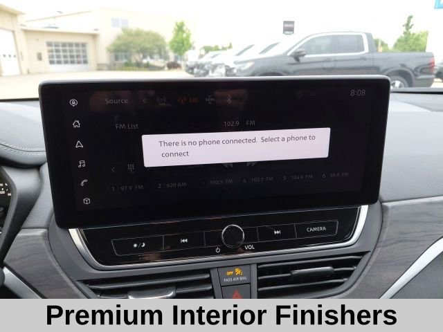 Used 2024 Nissan Altima 2.5 SV w/ SV Premium Package FWD image 17