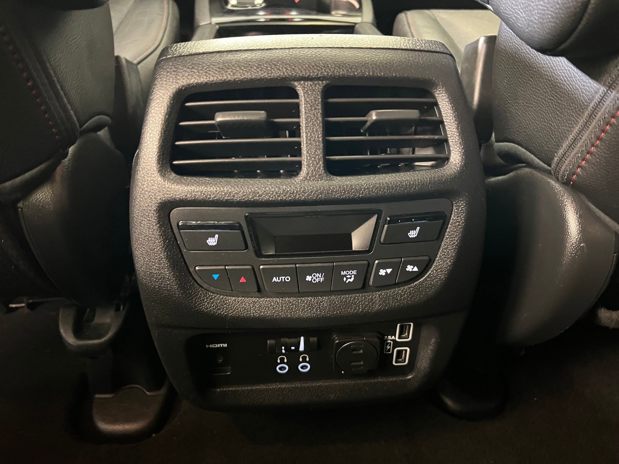 Used 2020 Honda Pilot Black Edition image 33