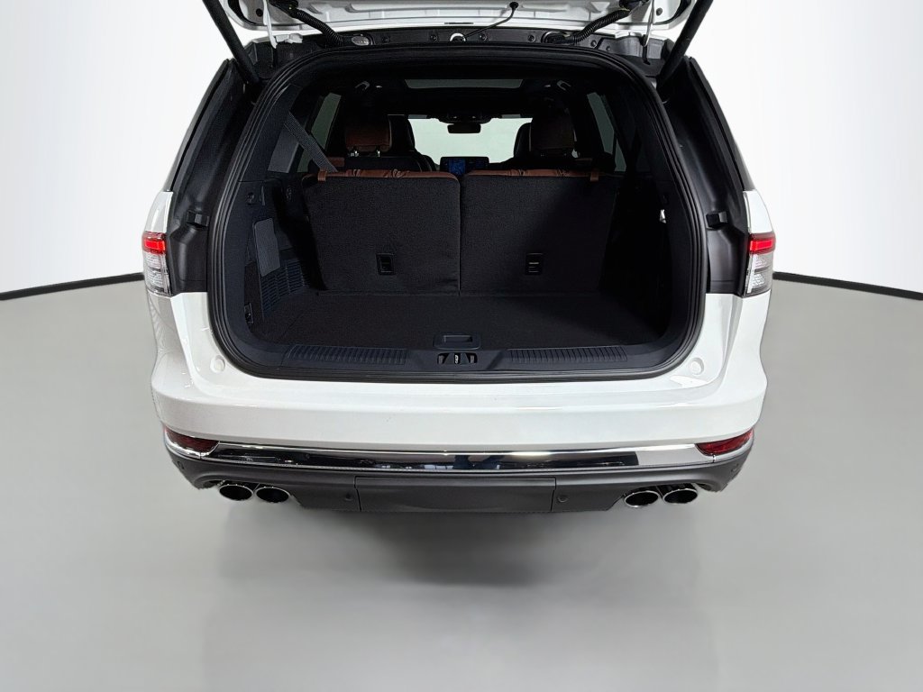 New 2026 Lincoln Aviator Reserve AWD/4WD image 27