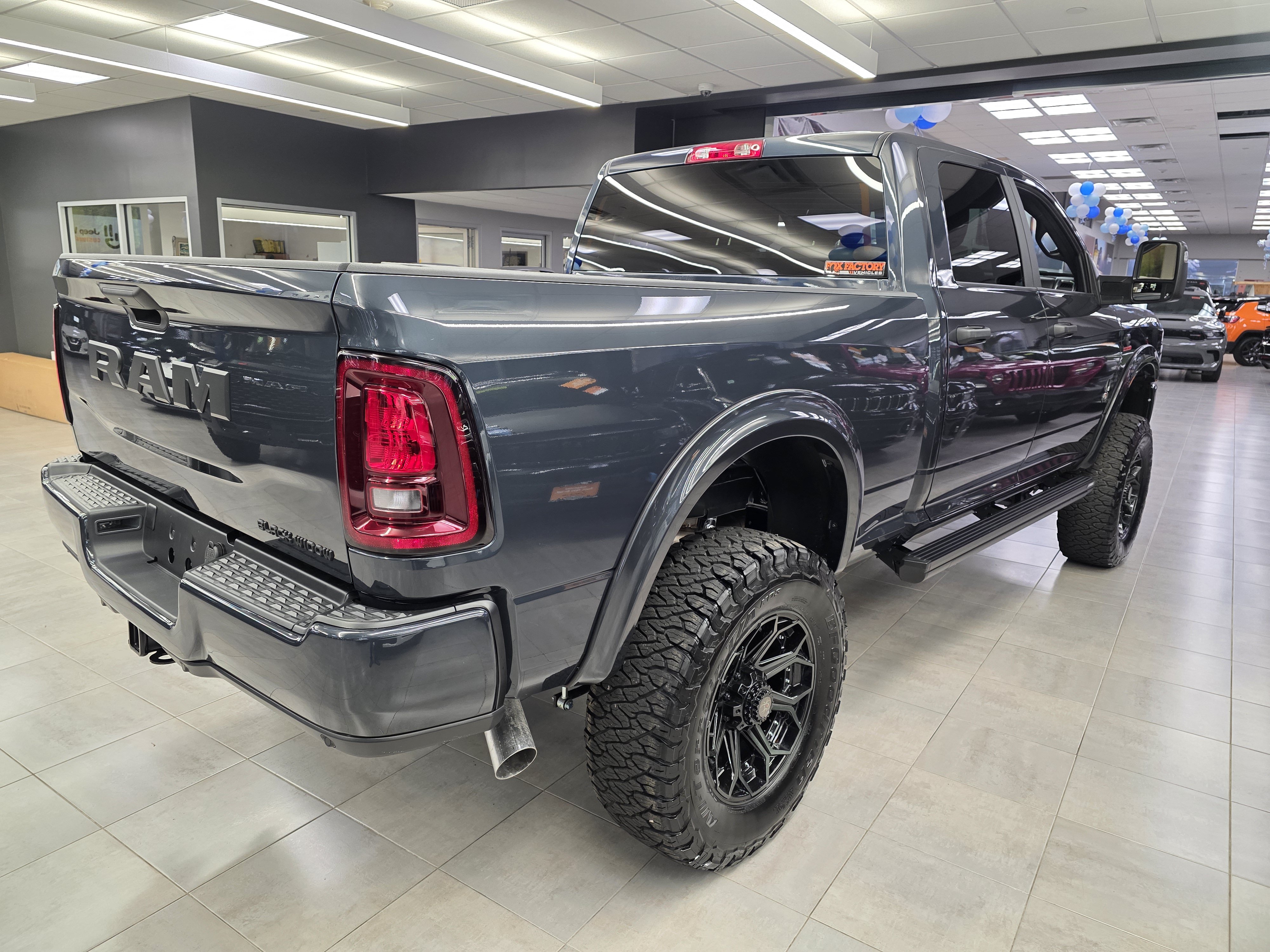 New 2026 RAM 2500 Big Horn AWD/4WD image 4