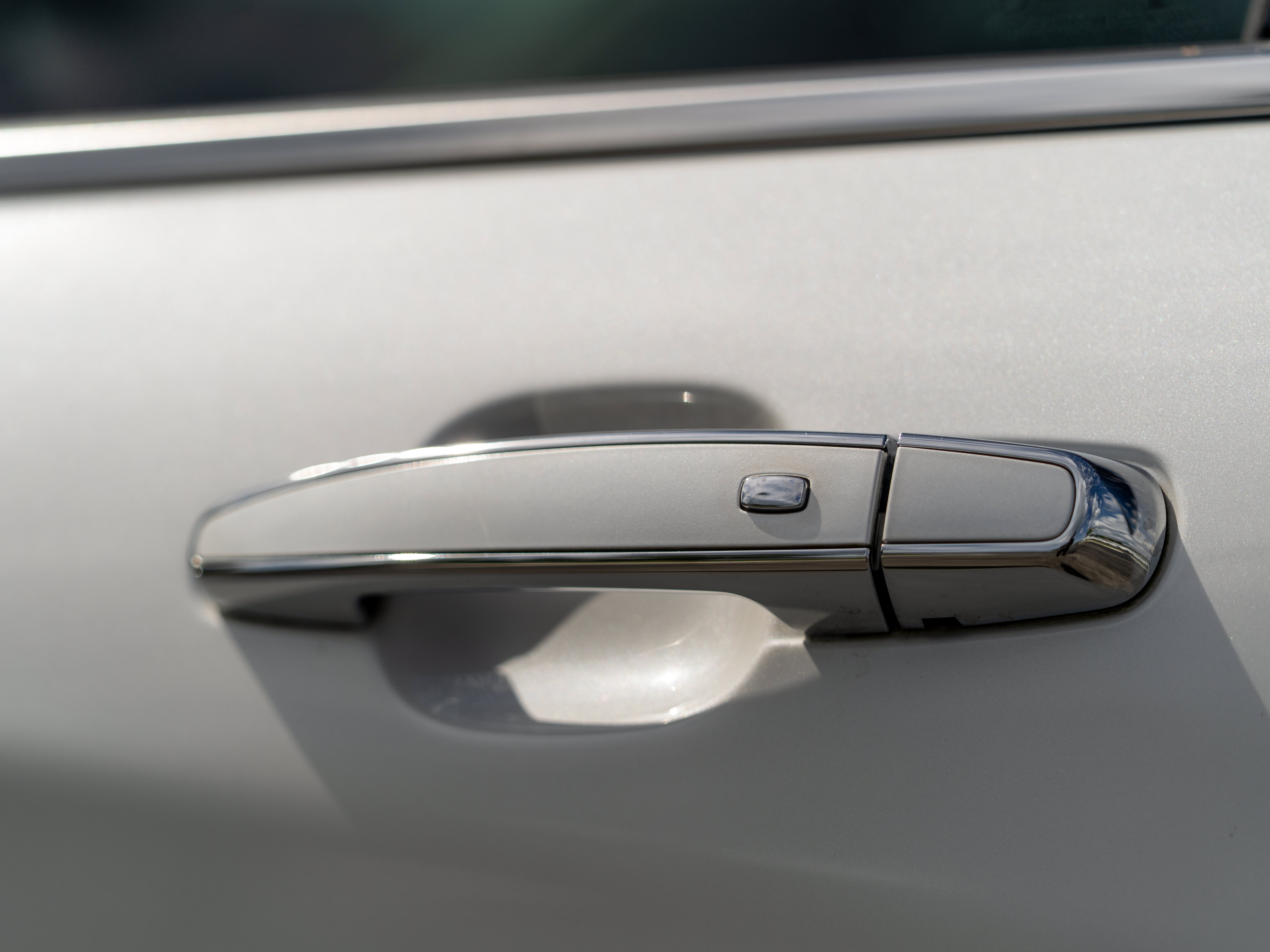 Used 2020 Chevrolet Equinox Premier FWD image 46