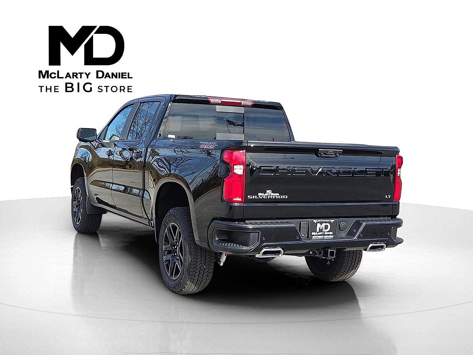 Used 2026 Chevrolet Silverado 1500 LT Trail Boss w/ Safety Package image 4