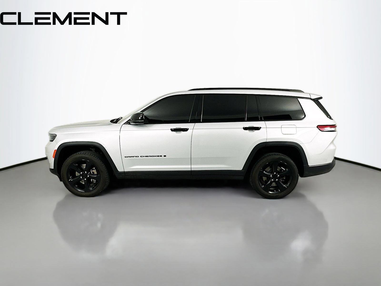 Used 2023 Jeep Grand Cherokee L Laredo AWD/4WD image 6