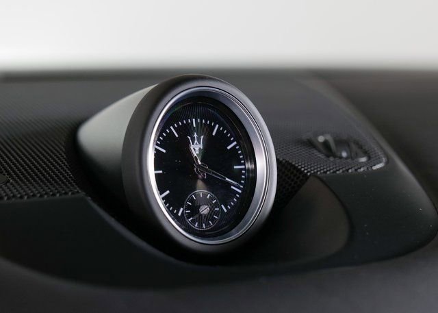 Used 2022 Maserati Levante Modena image 20