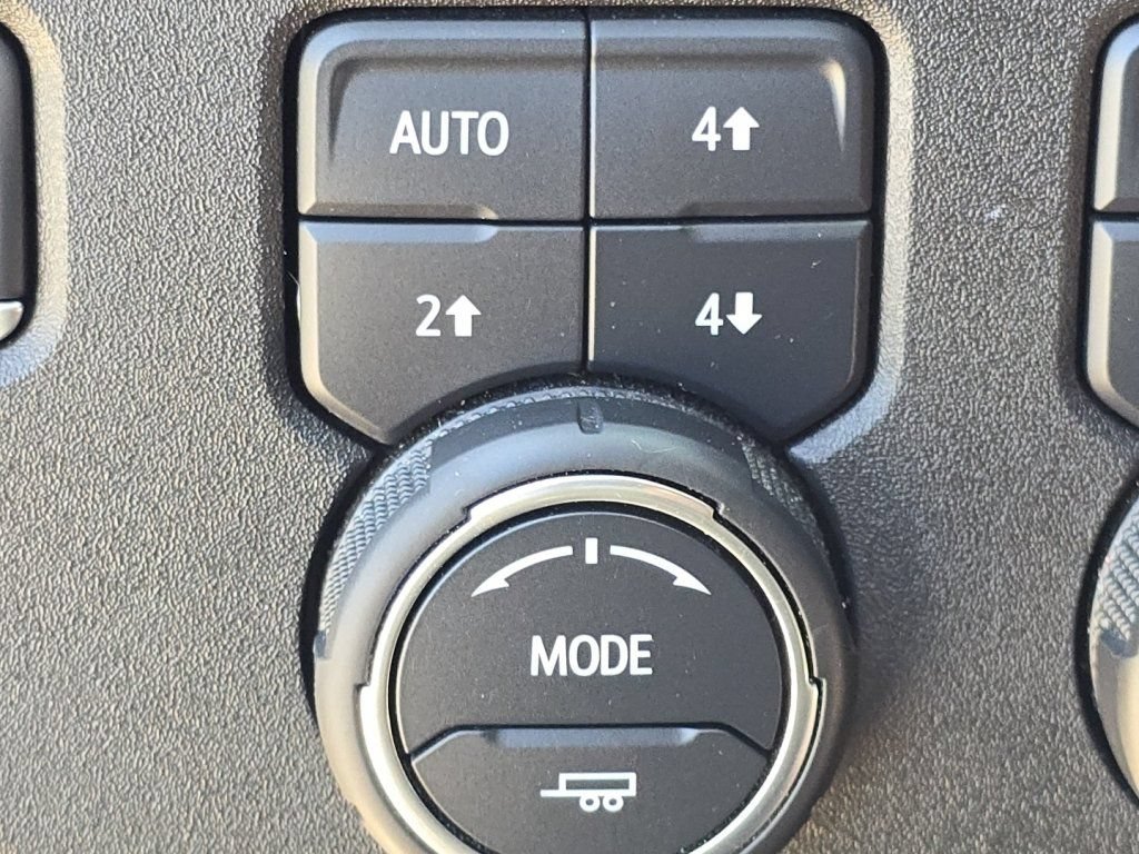 Used 2023 Chevrolet Silverado 1500 RST AWD/4WD image 11