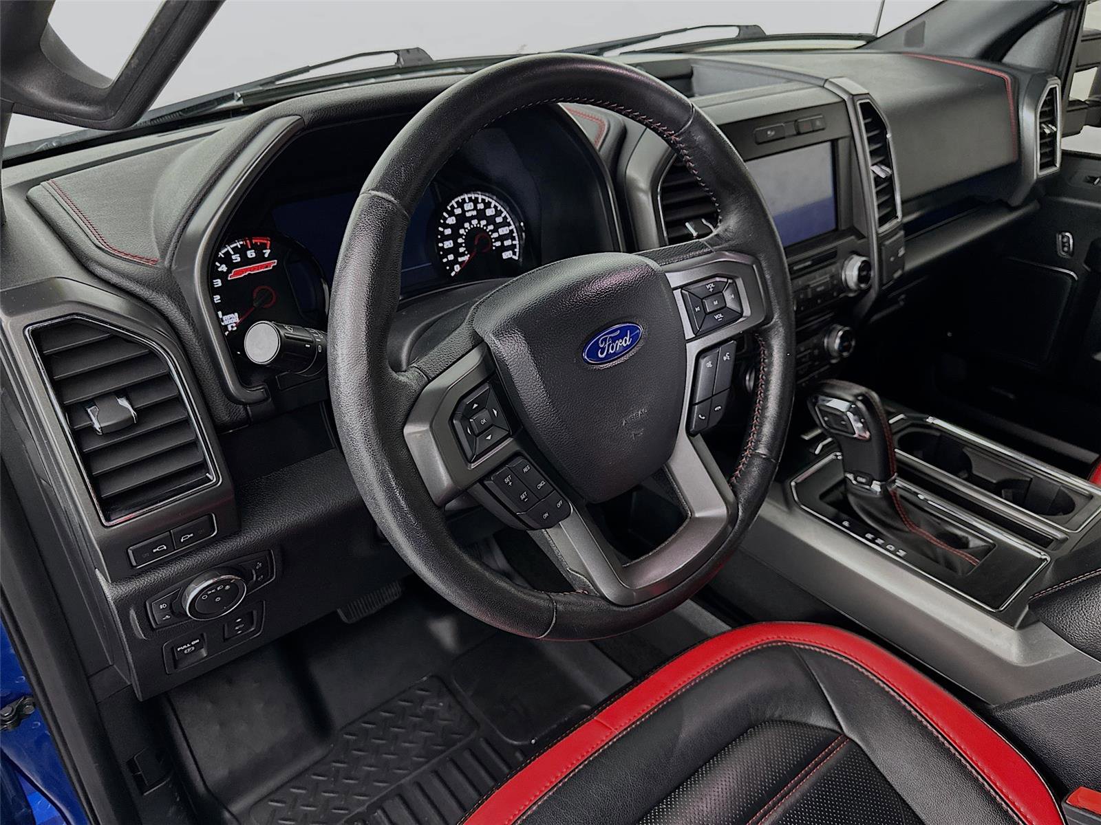 Used 2018 Ford F150 Lariat w/ Equipment Group 502A Luxury image 24