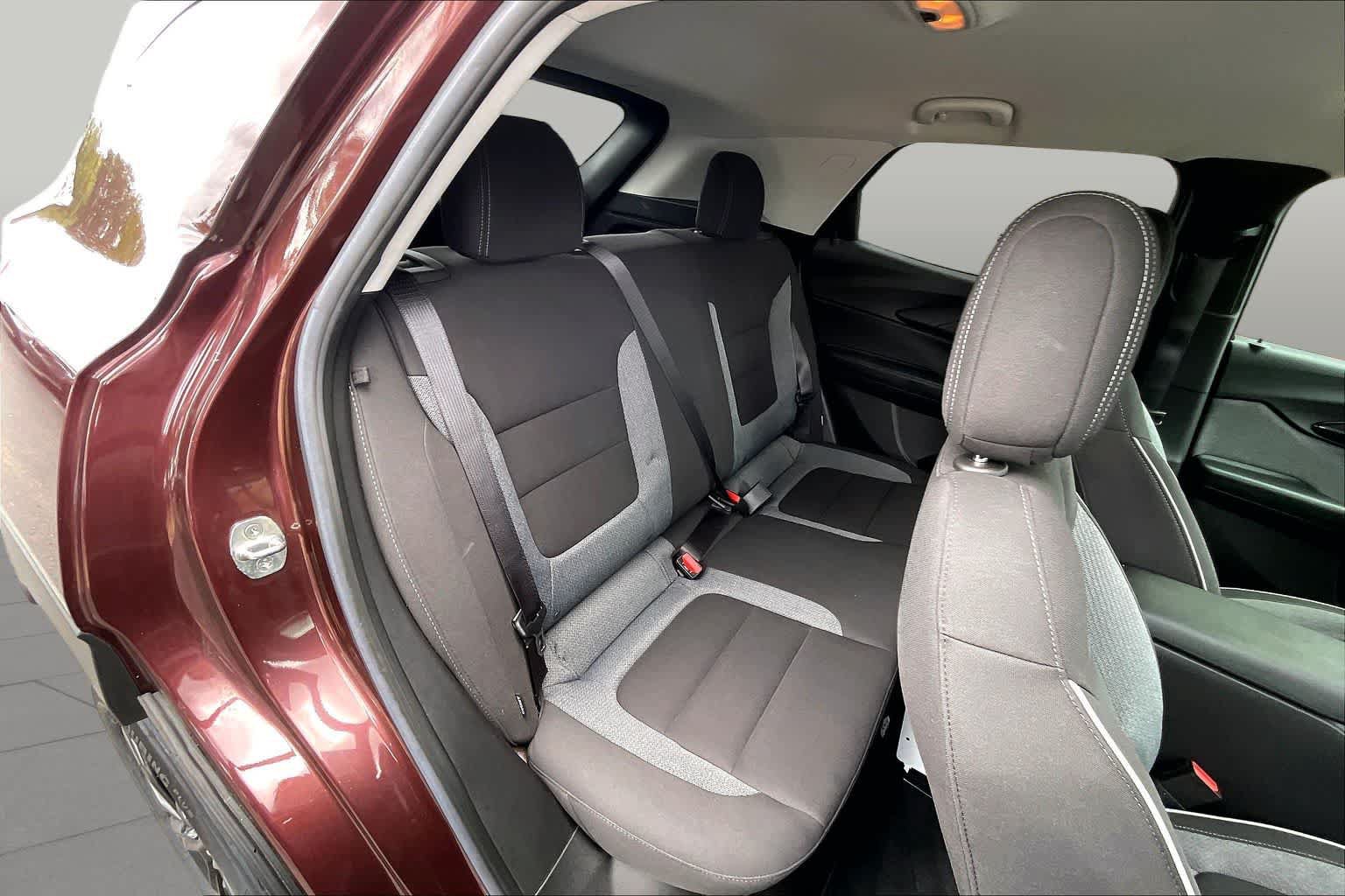Used 2023 Chevrolet TrailBlazer LT w/ Convenience Package FWD image 26