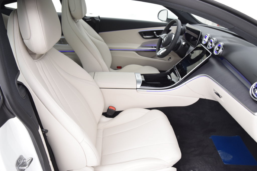 New 2027 Mercedes-Benz CLE 300 4MATIC Coupe image 16