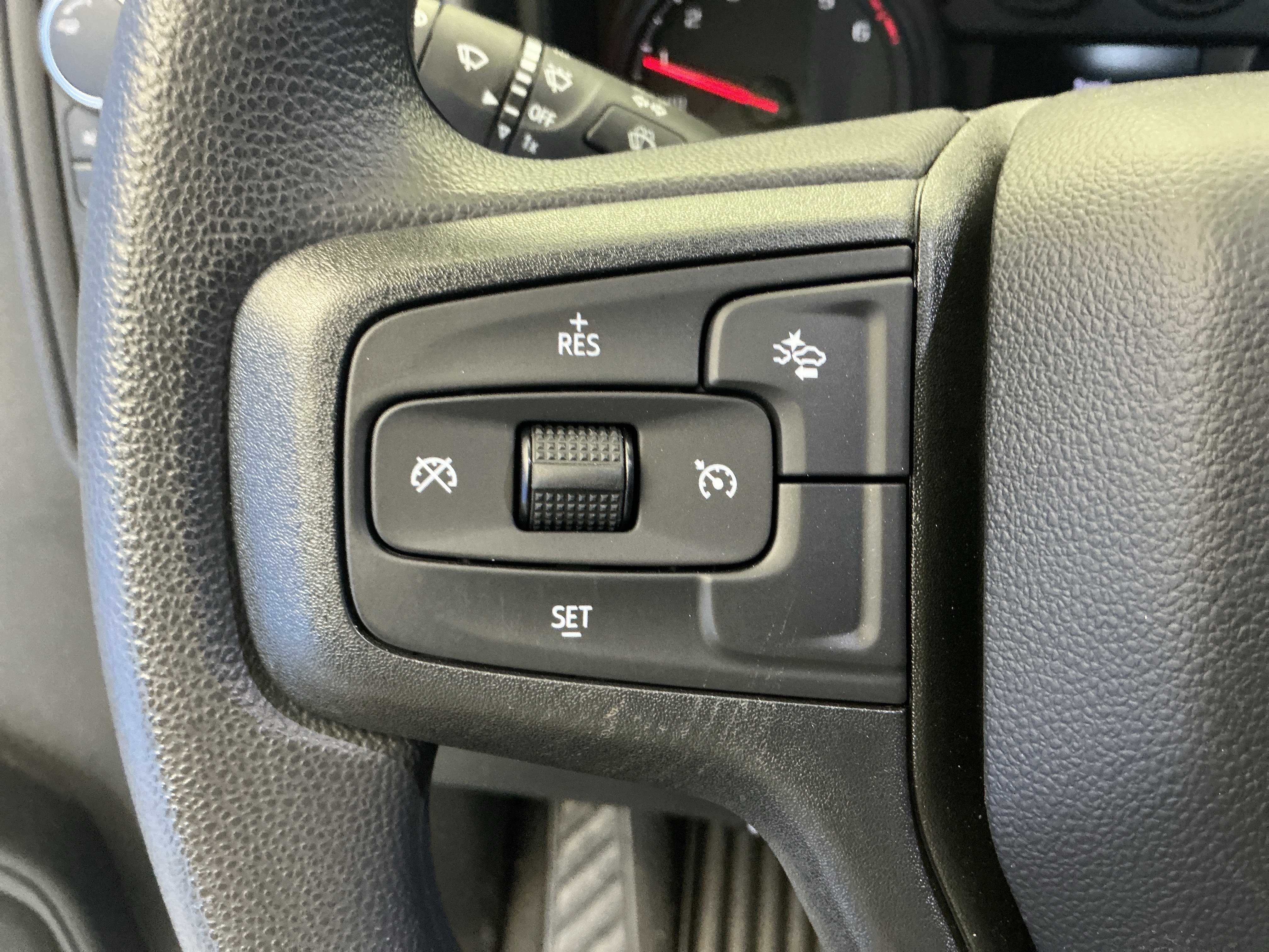 New 2026 Chevrolet Silverado 1500 Custom Trail Boss w/ LPO, Dark Essentials Package AWD/4WD image 16