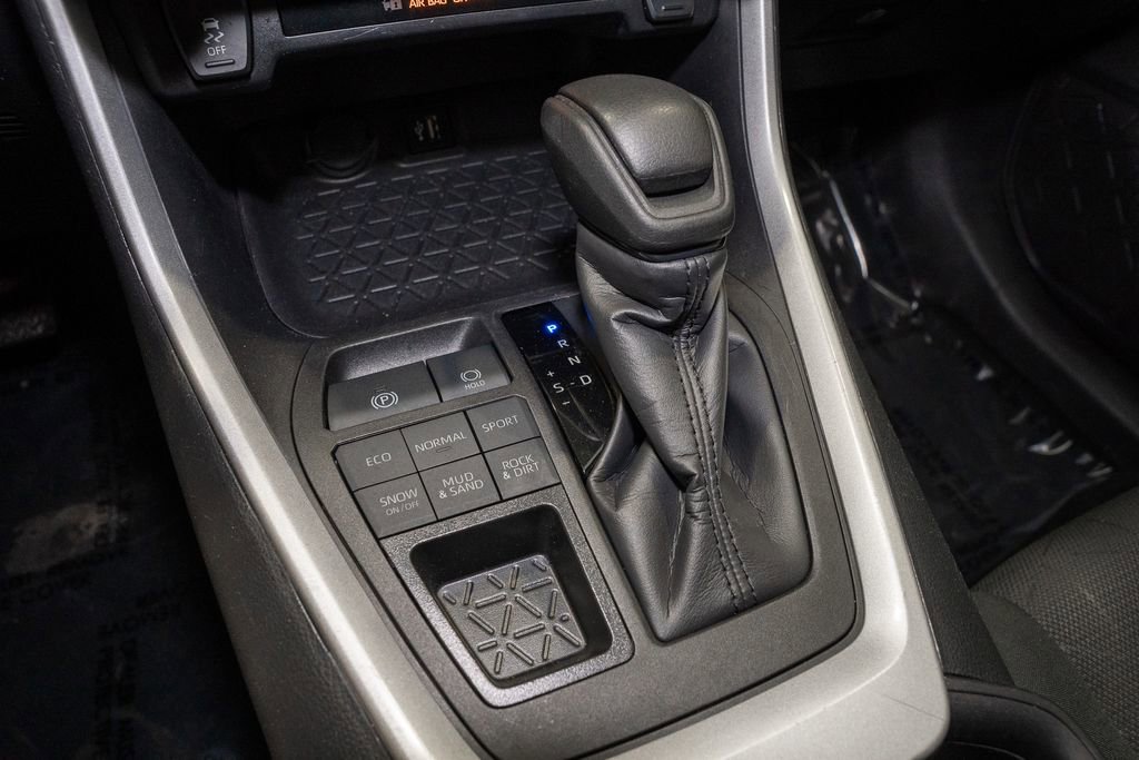 Used 2024 Toyota RAV4 XLE image 14