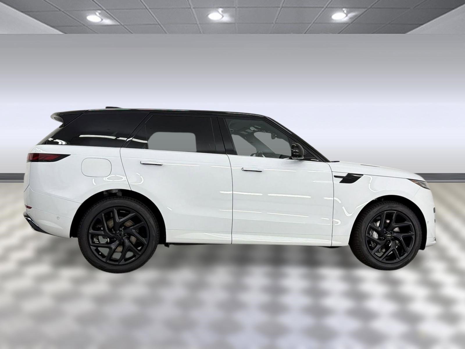 New 2026 Land Rover Range Rover Sport Dynamic SE AWD/4WD image 8