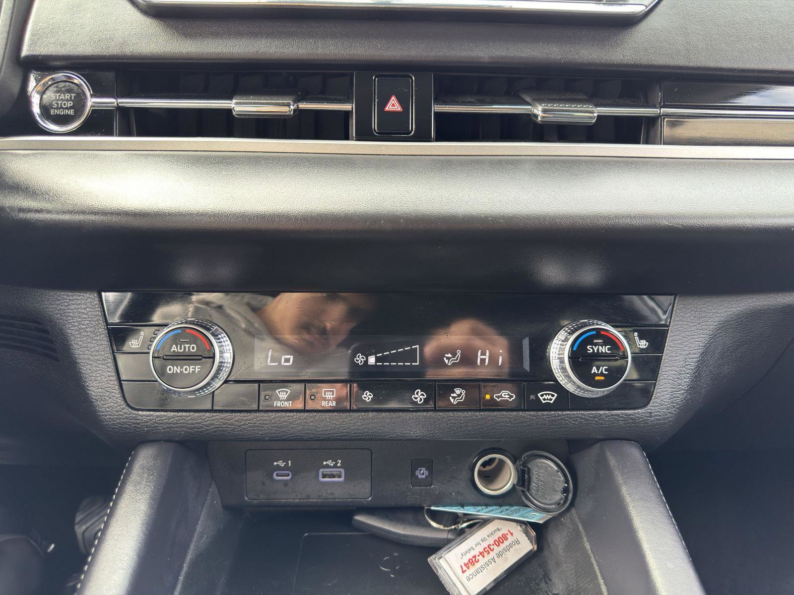 Used 2024 Mitsubishi Outlander SE image 28