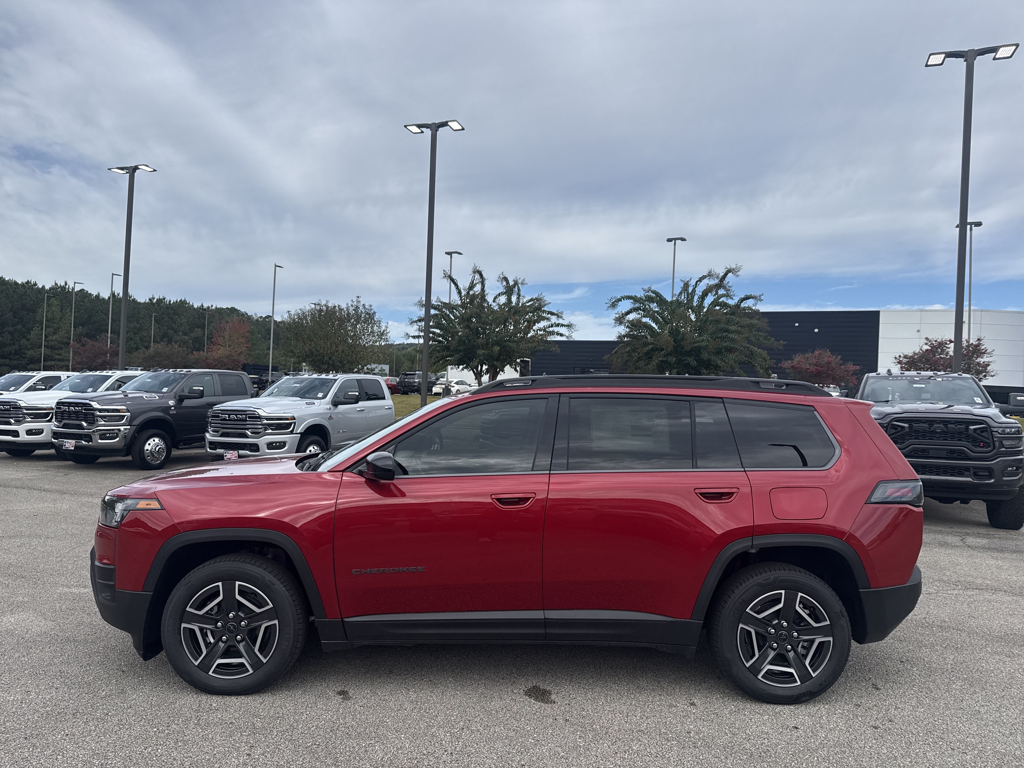 New 2026 Jeep Cherokee Laredo AWD/4WD image 3