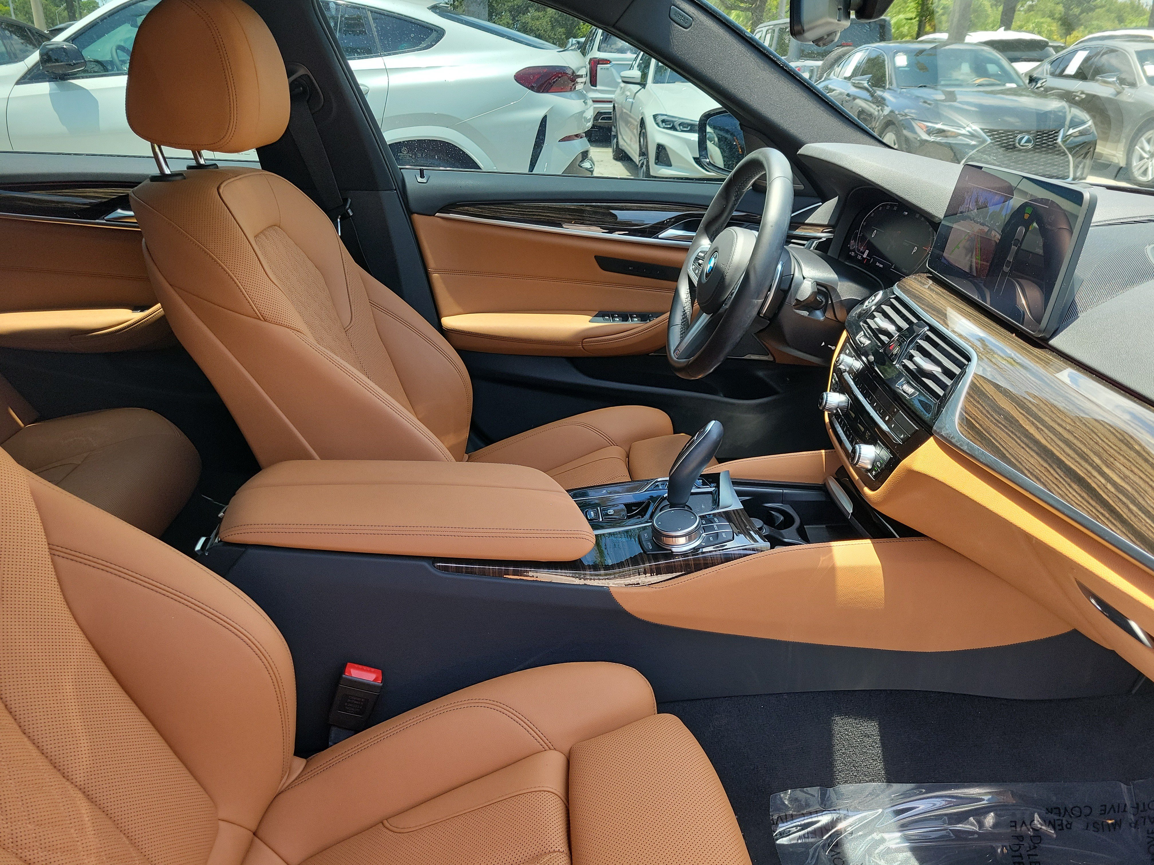 Used 2023 BMW 540i w/ M Sport Package RWD image 7